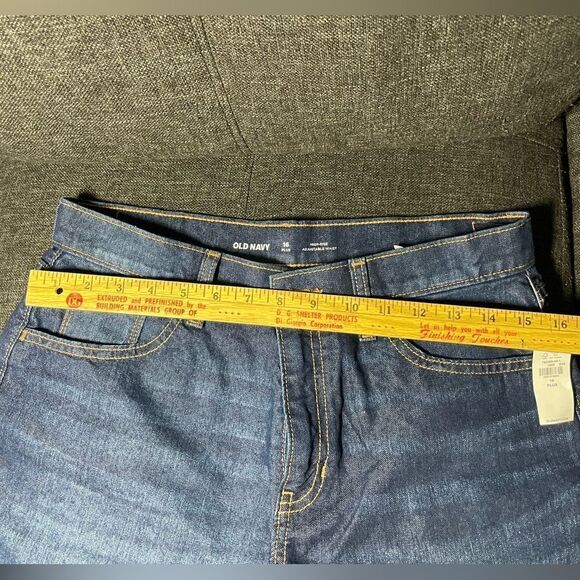 Old Navy Jean Shorts - Picture 3 of 5